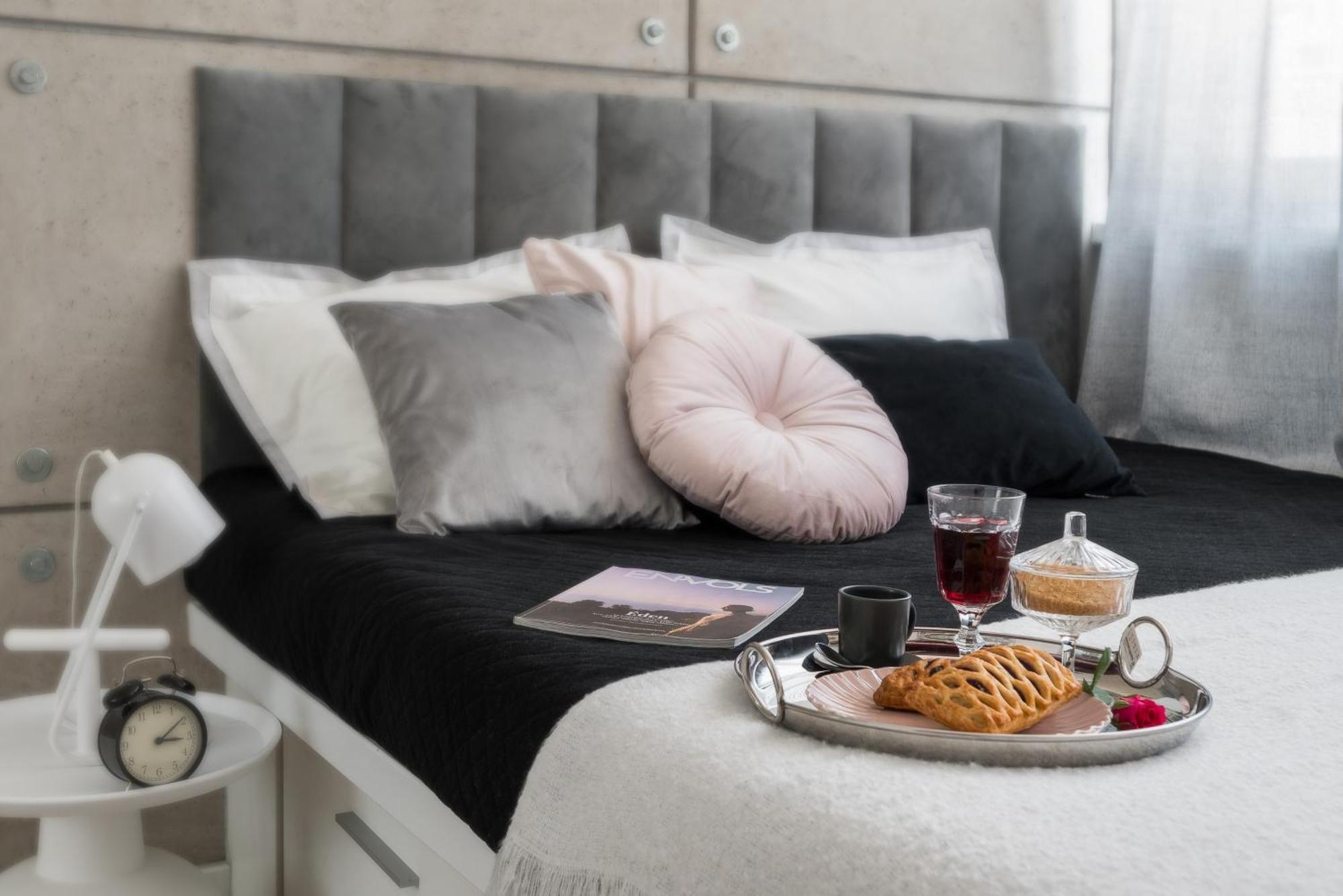 Air-Conditioned Premium Loft Warsaw Skyline Only 900 M To Central Station ภายนอก รูปภาพ